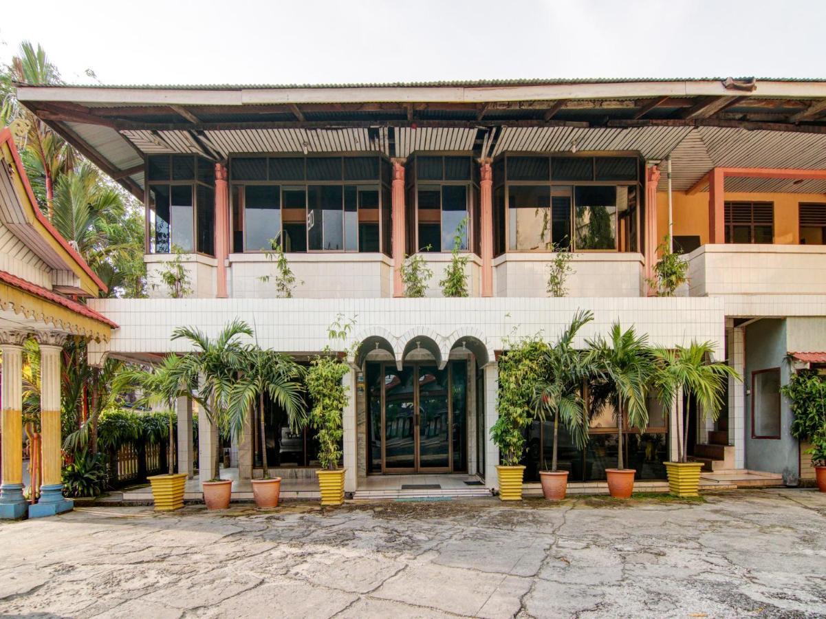 Oyo 2690 Hotel Tampan Pekanbaru Exterior foto
