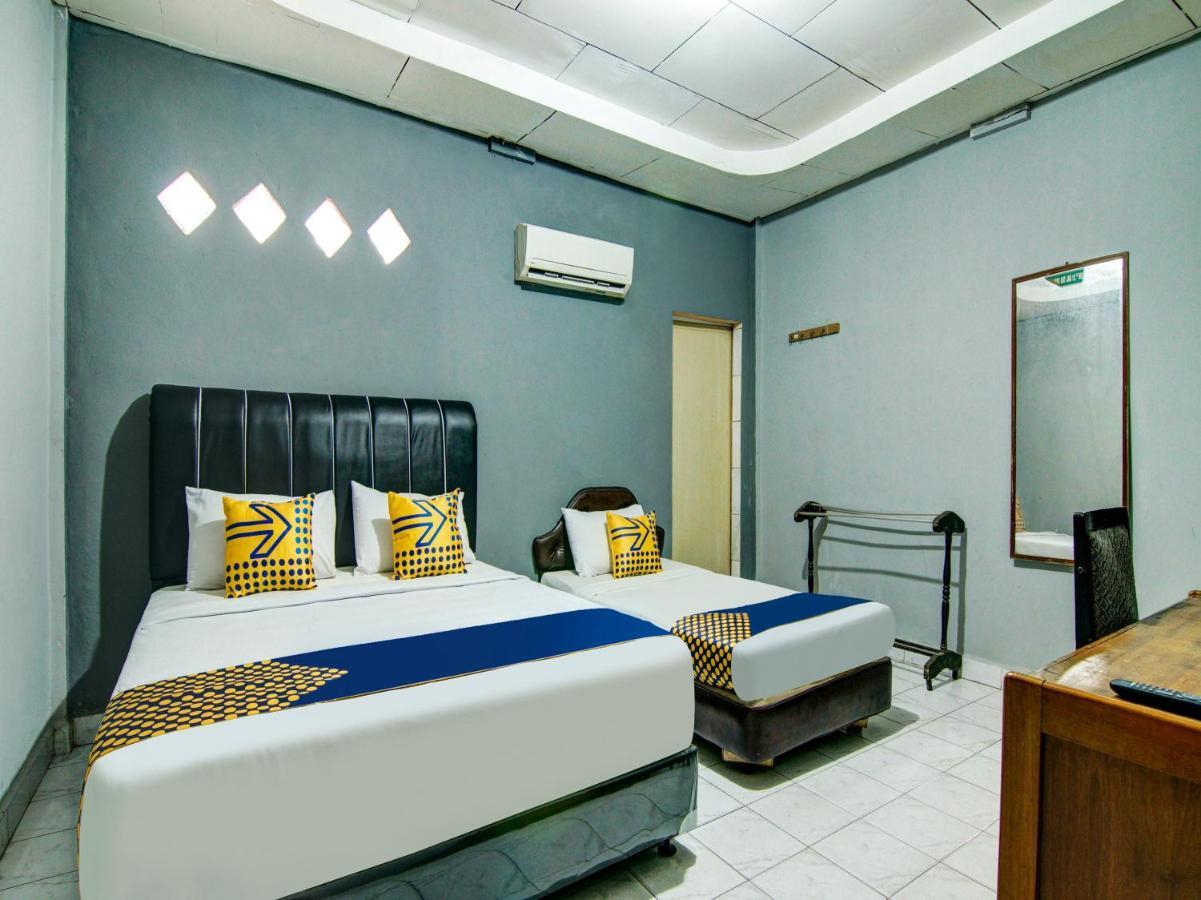 Oyo 2690 Hotel Tampan Pekanbaru Exterior foto